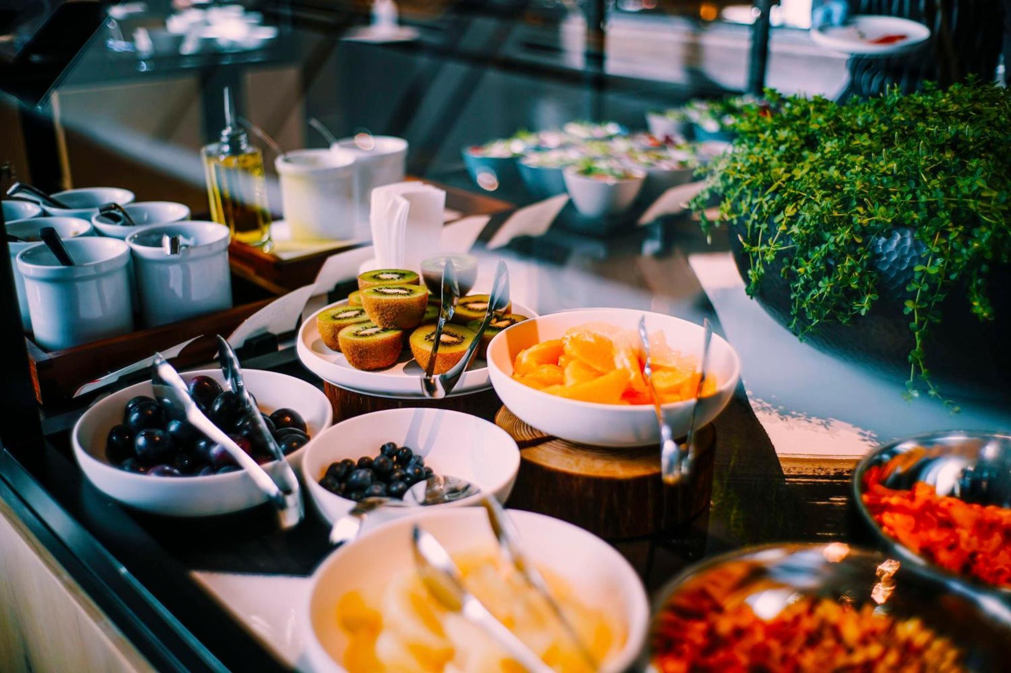 Hyatt Centric Канадзава Екстер'єр фото A buffet at a hotel